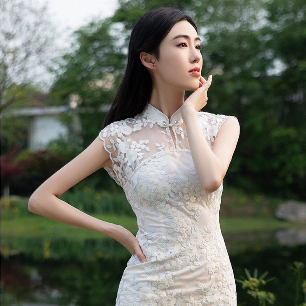 Tradition Chinese wedding cheongsam Modern White Qipao dress Mandarin collar